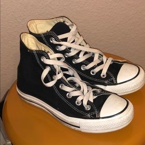 Black high top converse